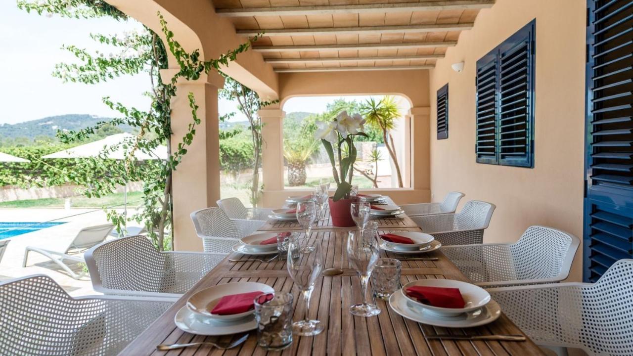 Villa Etruria Close To Playa D'En Bossa Sant Josep de sa Talaia Exterior foto