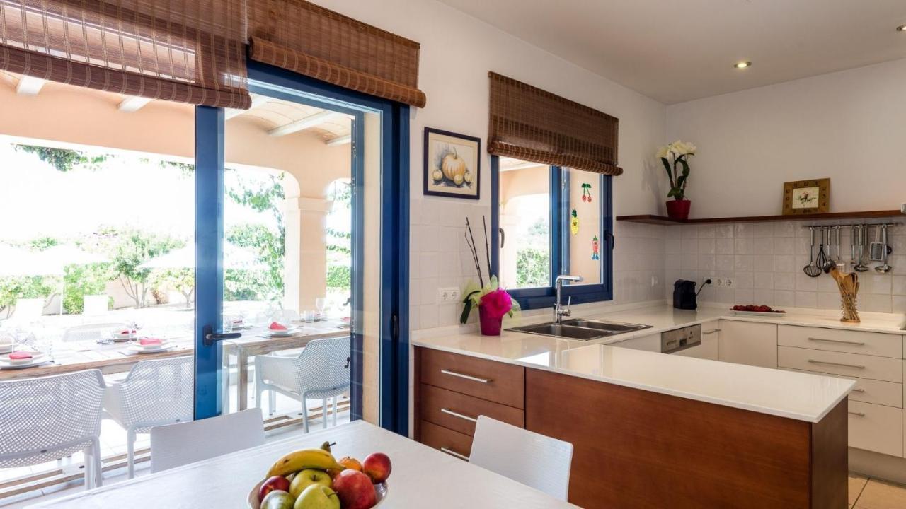 Villa Etruria Close To Playa D'En Bossa Sant Josep de sa Talaia Exterior foto